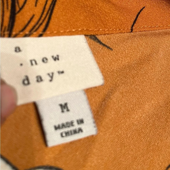 A New Day dress, size medium - Picture 3 of 5